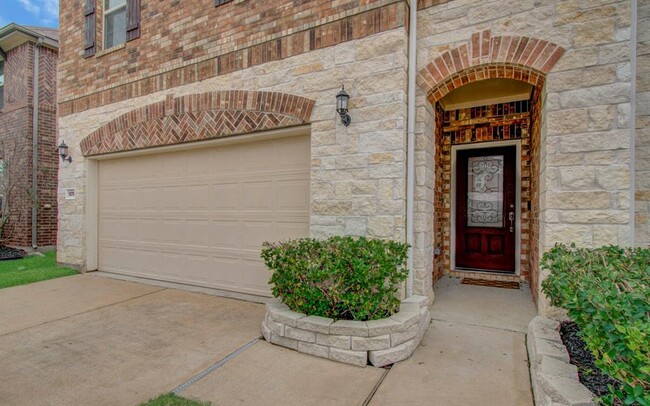 15702 Giant Pine Ln in Cypress, TX - Building Photo - Building Photo