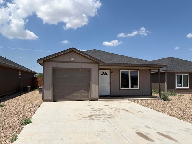 2921 E Cornell St in Lubbock, TX - Building Photo - Building Photo