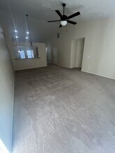 2645 N Englewood Way in Meridian, ID - Building Photo - Building Photo