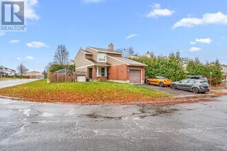 1631 Saxony Crescent in Ottawa, ON - Building Photo - Building Photo