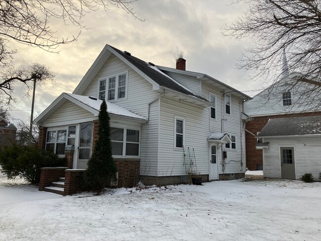 property at 222 N Court St