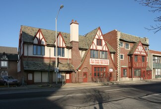 El Dee Apartments in Indianapolis, IN - Building Photo - Building Photo