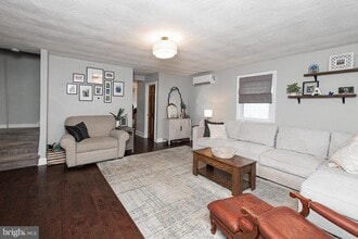 356 2nd Ave in Phoenixville, PA - Building Photo - Building Photo