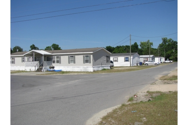 Isle of View Mobile Home Park in Panama City Beach, FL - Building Photo