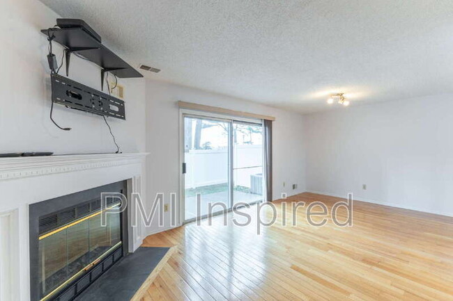 405 Aberdeen Ln in Toms River, NJ - Building Photo - Building Photo