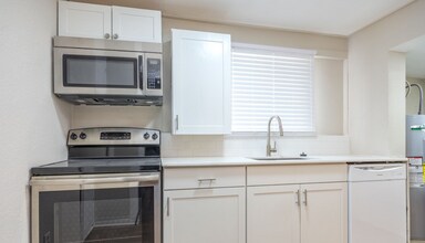 421 W 9th St, Unit B in Casa Grande, AZ - Building Photo - Building Photo