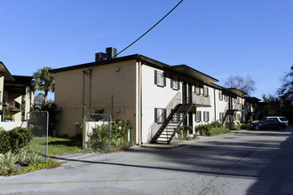 Paloma's Apartments in Jacksonville, FL - Building Photo - Building Photo