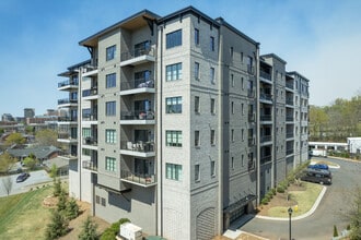 Broadview Greenville in Greenville, SC - Building Photo - Building Photo