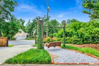421 Woodbine Dr in Pensacola, FL - Building Photo - Building Photo