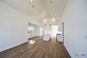 421 Constance Dr in New Braunfels, TX - Building Photo - Building Photo