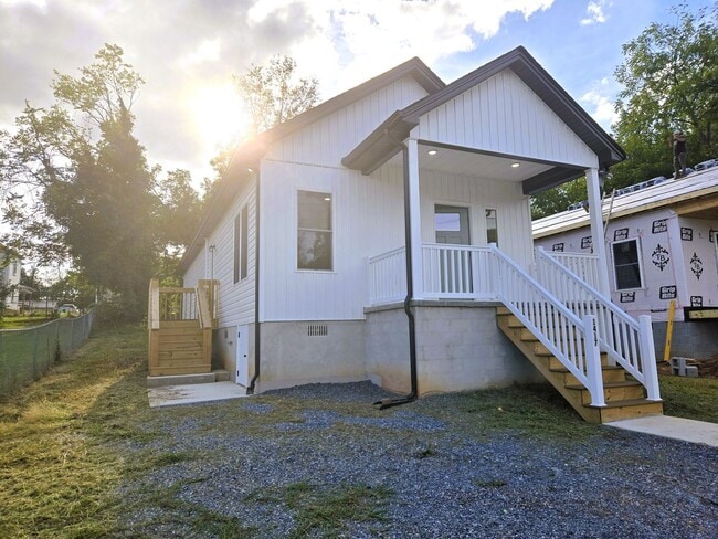 1417 Floyd St in Lynchburg, VA - Building Photo - Building Photo