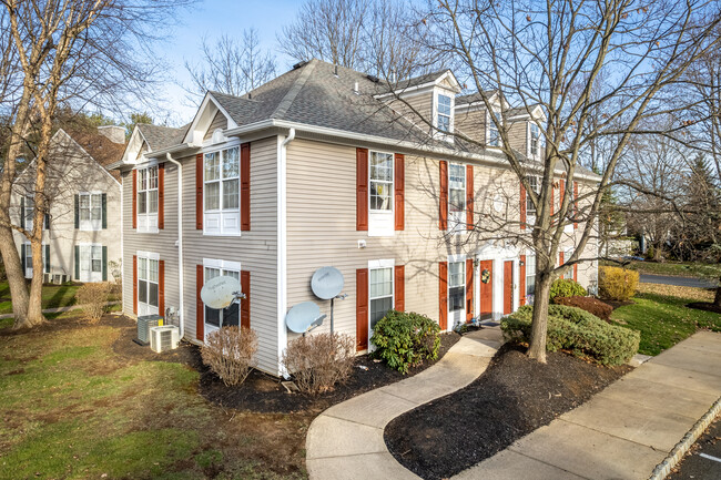 The Grande at Colts Neck in Colts Neck, NJ - Building Photo - Primary Photo