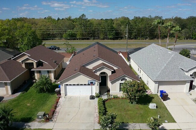 property at 536 Eagle Pointe S