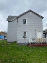 1207 Schuyler St in Utica, NY - Building Photo - Building Photo