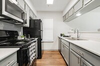 Harper Apartments in Dallas, TX - Building Photo - Building Photo