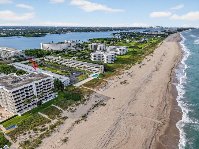 property at 2565 S Ocean Blvd