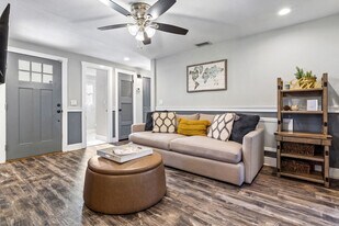 1010 E Knollwood St in Tampa, FL - Building Photo