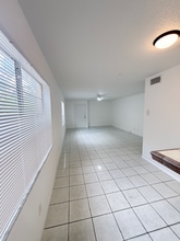 1020 N 18th Ct in Hollywood, FL - Building Photo - Building Photo