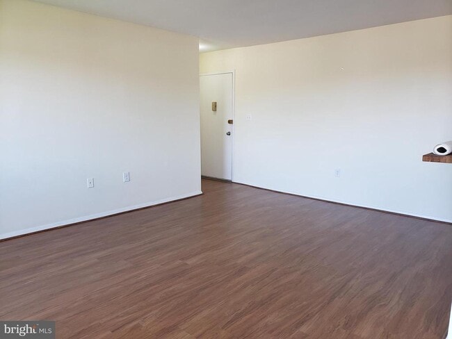 12701 Lotte Dr in Woodbridge, VA - Building Photo - Building Photo