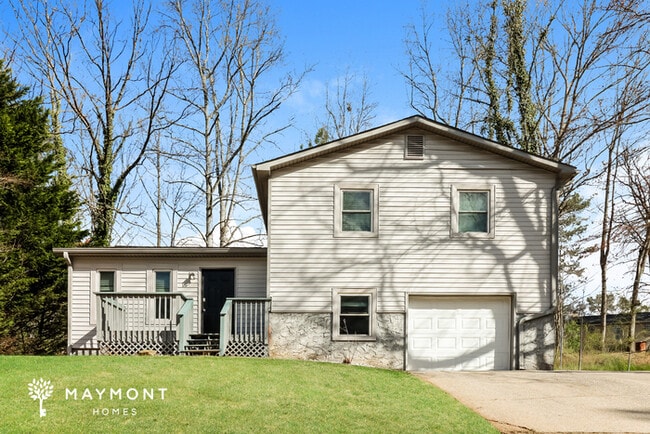 property at 2852 Melanie Ln