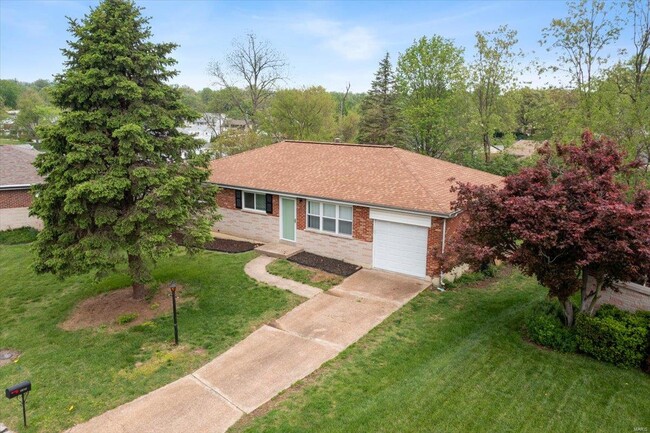 property at 10747 Gail Ct