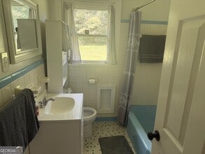 201 Pecan Dr in Hartwell, GA - Building Photo - Building Photo