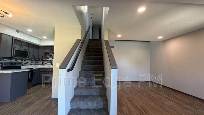 property at 1741 Ridgehaven Ct