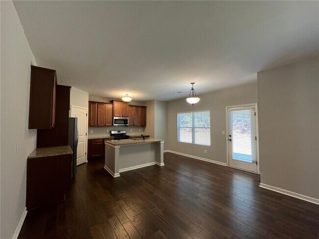 106 Gunier Cir in Dawsonville, GA - Building Photo - Building Photo