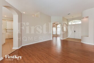 733 Via Bianca Dr in Davenport, FL - Building Photo - Building Photo