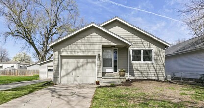 6812 Mason St in Omaha, NE - Building Photo - Building Photo