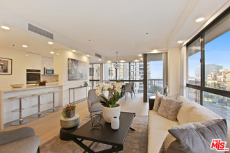 10750 Wilshire Blvd-Unit -502 in Los Angeles, CA - Foto de edificio - Building Photo