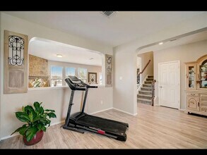 1040 Estes Park in Taylor, TX - Foto de edificio - Building Photo