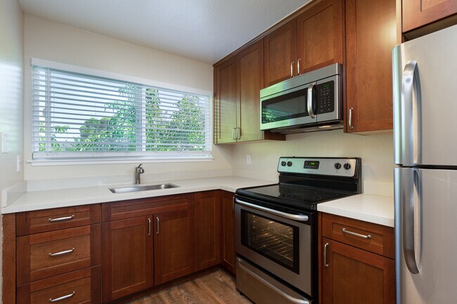 Parklane Apartments in San Leandro, CA - Foto de edificio - Interior Photo