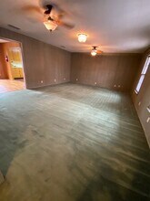 11 N Anglin St in Cleburne, TX - Building Photo - Building Photo