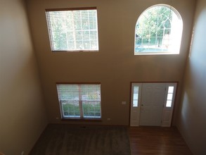 5607 Sierra Highlands Dr in Plainfield, IL - Building Photo - Building Photo