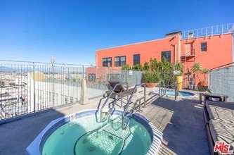 746 S Los Angeles St-Unit -503 in Los Angeles, CA - Foto de edificio - Building Photo