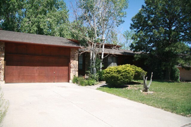7065 Delmonico Dr in Colorado Springs, CO - Building Photo