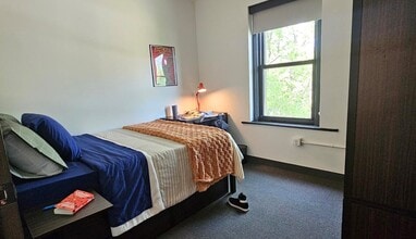 Clyde Street Apartments in Pittsburgh, PA - Building Photo - Building Photo