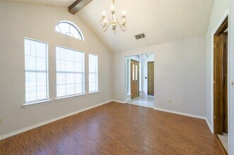 9016 Silverdollar Trail in Irving, TX - Building Photo - Building Photo
