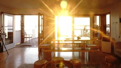 19118 Soundview Dr NW in Stanwood, WA - Building Photo - Building Photo