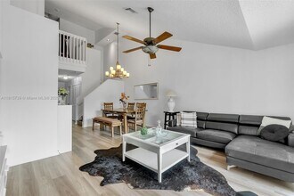 7370 NW 61st Terrace in Parkland, FL - Building Photo - Building Photo