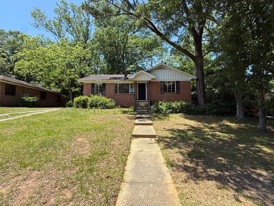 700 Lilac Ave in Mobile, AL - Building Photo