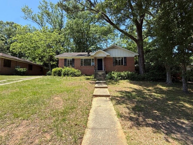 property at 700 Lilac Ave