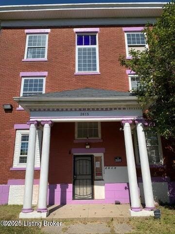 property at 2615 Virginia Ave