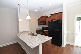 11330 White Bluff Rd in Savannah, GA - Building Photo - Building Photo