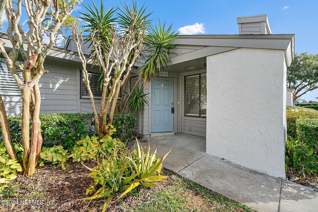 1062 Sea Hawk Dr E in Palm Valley, FL - Building Photo - Building Photo