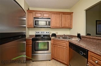 The Gentrys Landing Apartments in St. Louis, MO - Building Photo - Interior Photo