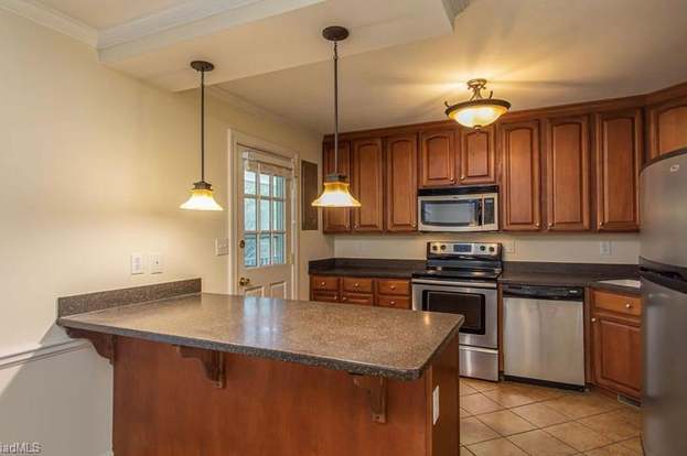 380 Hanover Arms Ct in Winston-Salem, NC - Building Photo - Building Photo