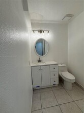 925 SW 8th St in Hallandale Beach, FL - Foto de edificio - Building Photo