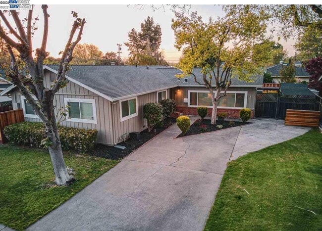 property at 4219 School St